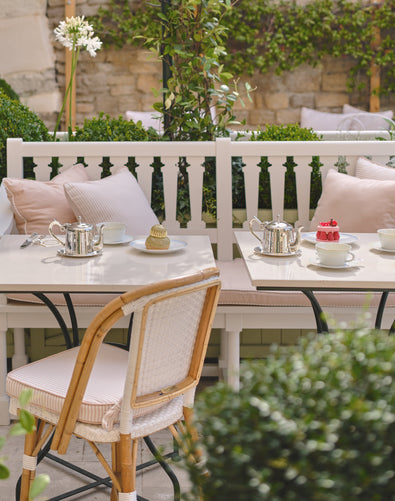 Ladurée Gordes terrace