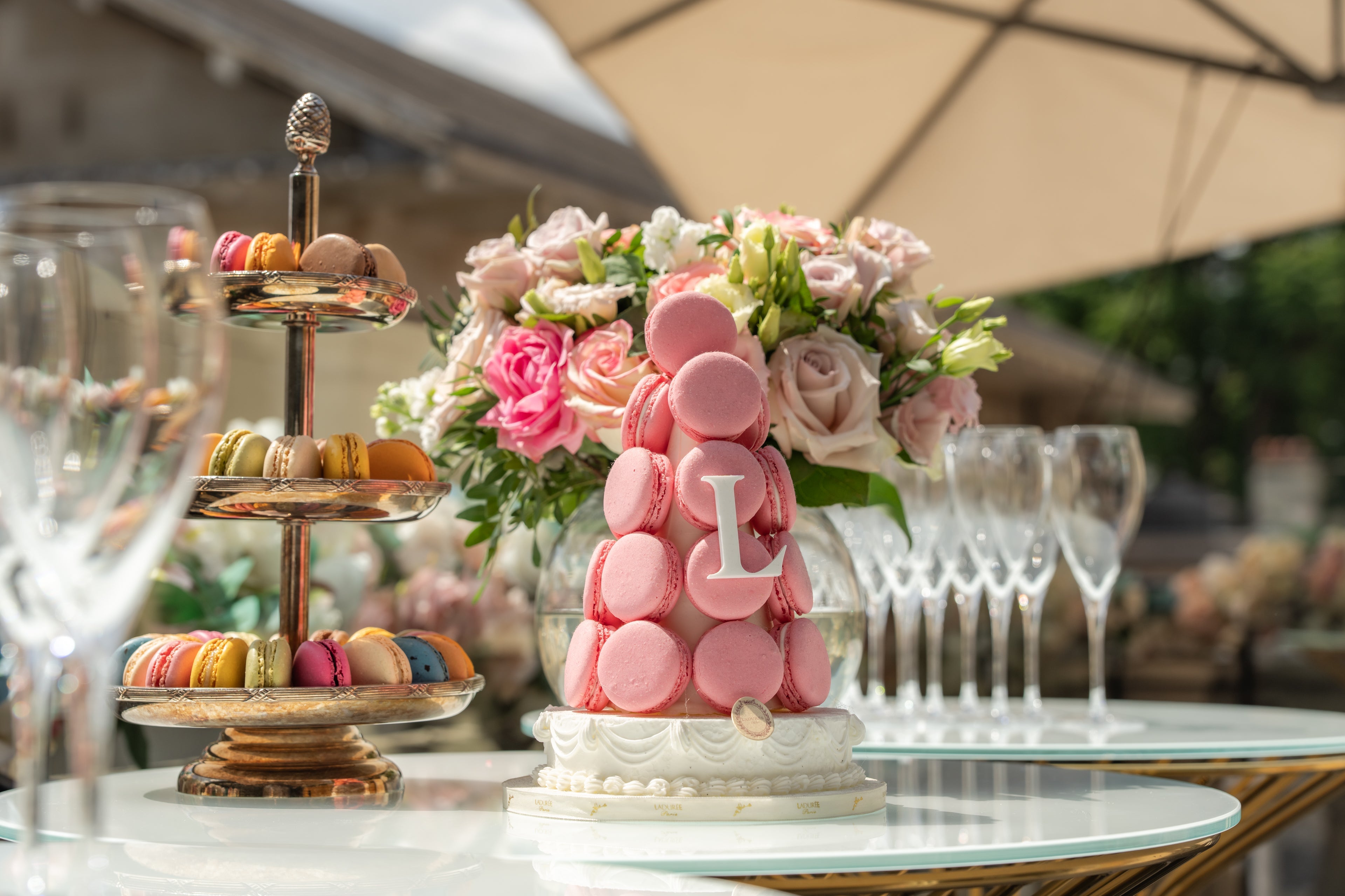 Ladurée pink water bottle | La Maison Ladurée