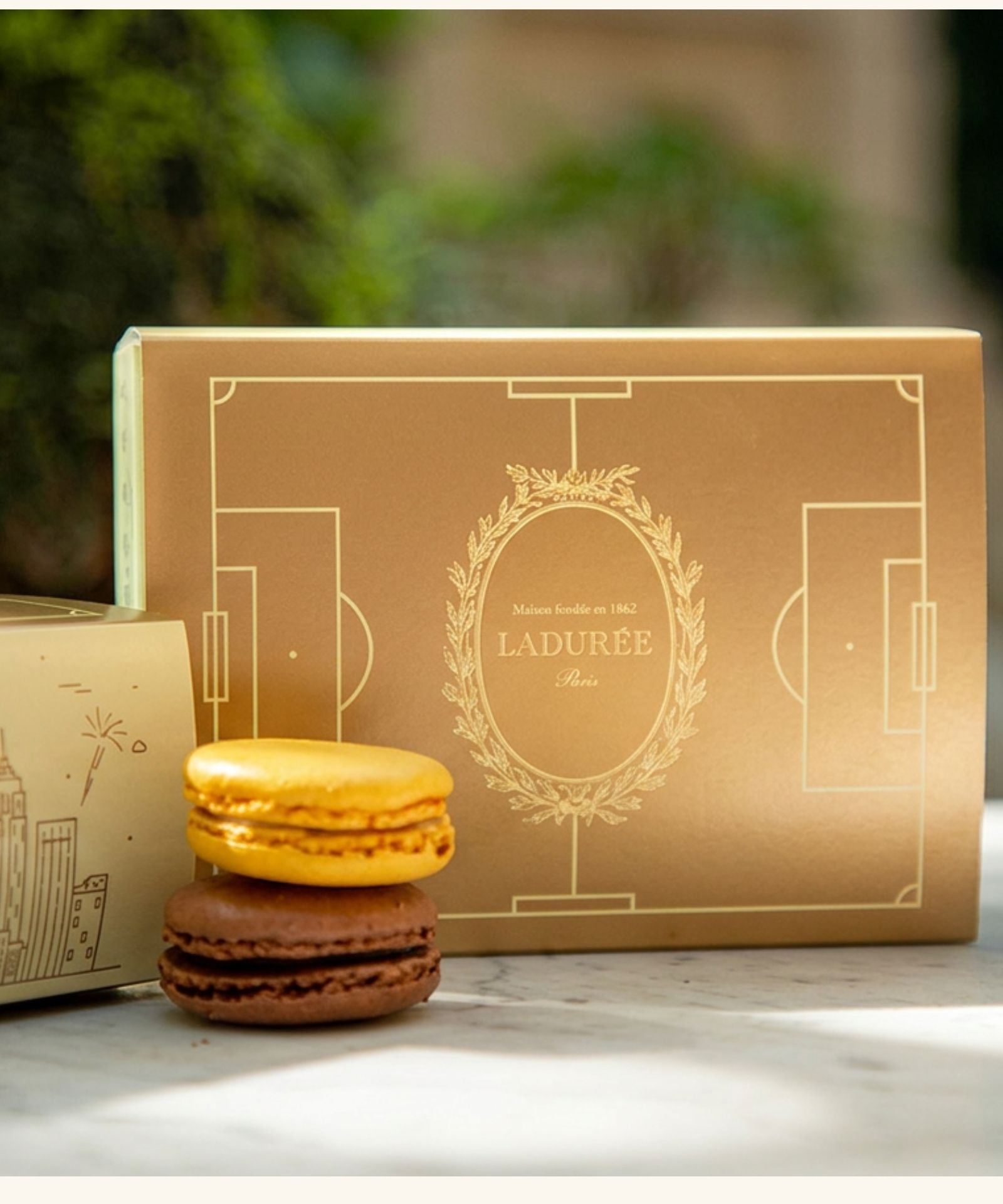 Ladurée Paris - Iconic Macarons, French Pastries & Gift Box
