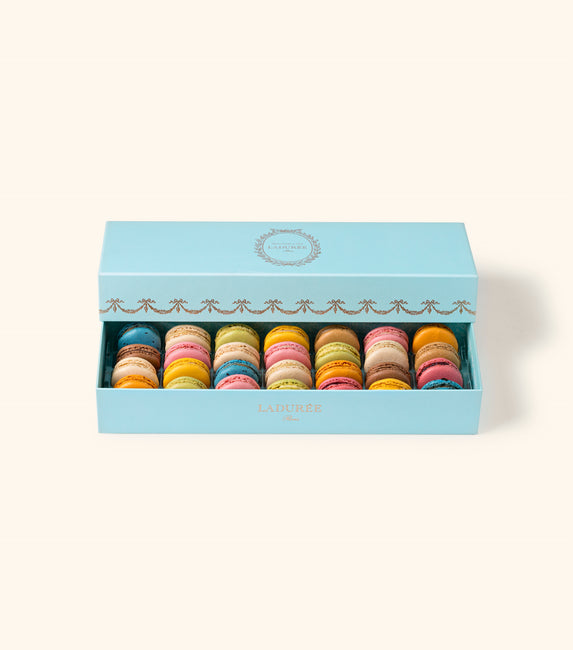 "Intemporel" 28 macarons gift box - blue