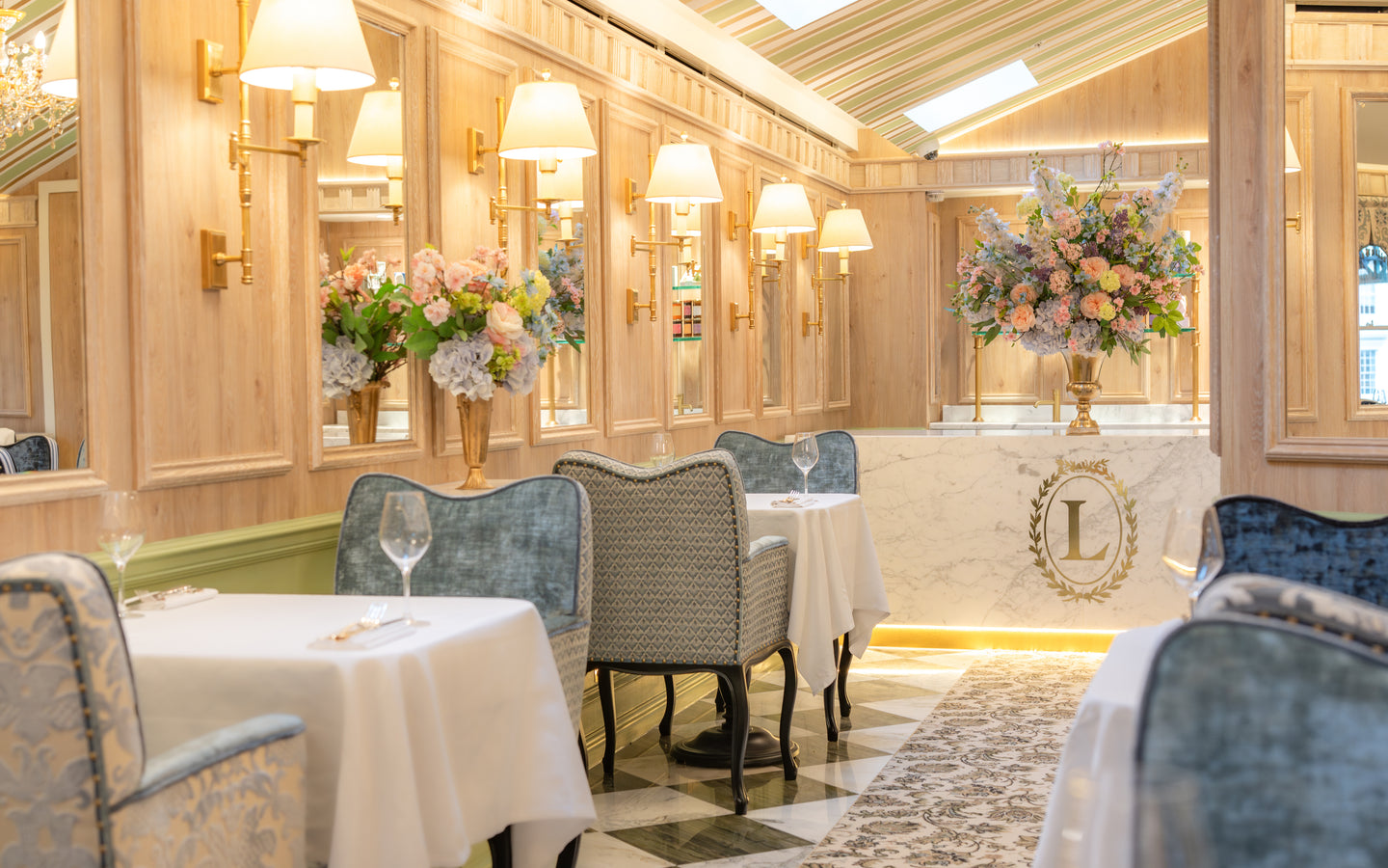 Ladurée Champs-Elysées