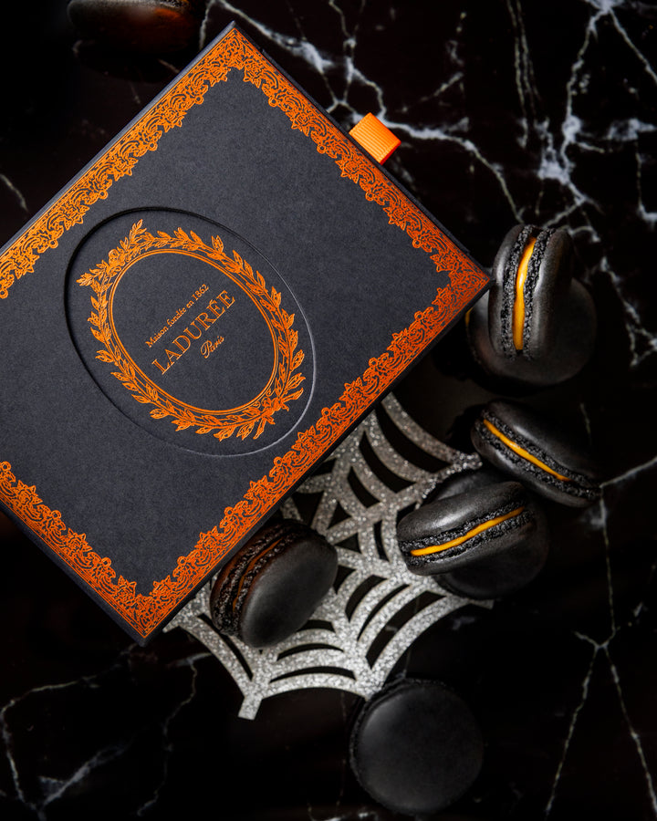 "Halloween" 8 macarons gift box