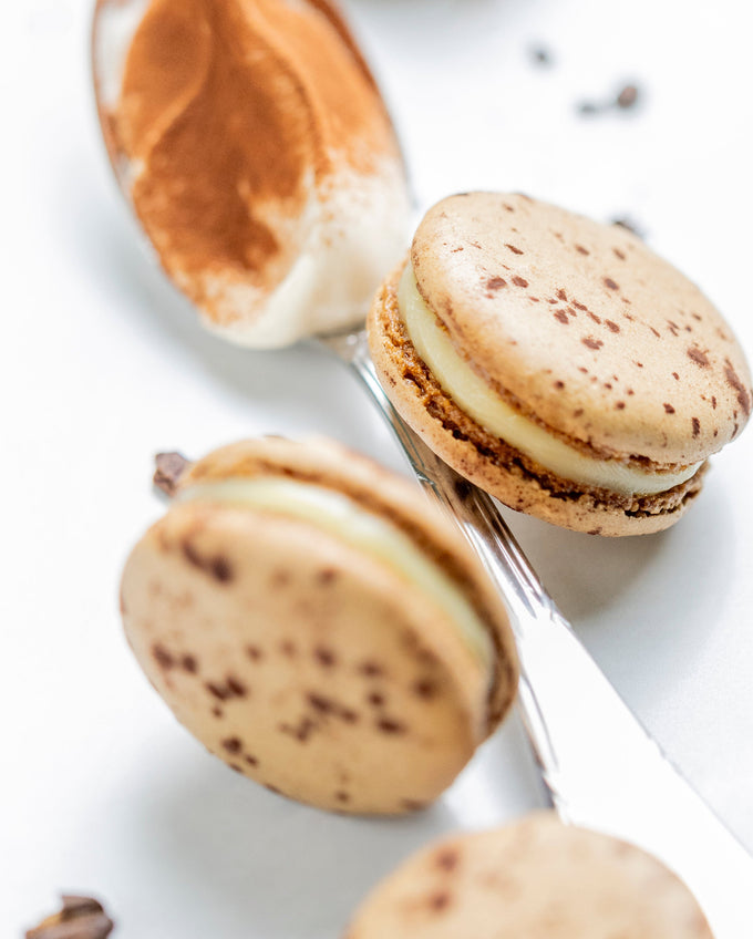 Cappucino Macaron Ladurée