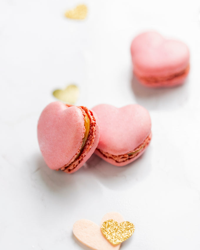Macaron Coeur Caramel & Thé noir Ladurée