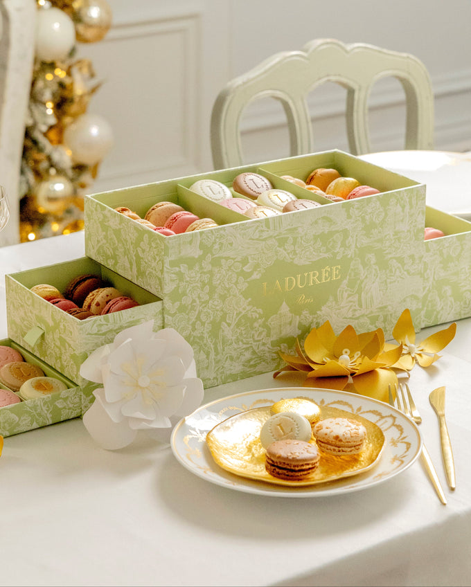 Drawer and macarons gift box