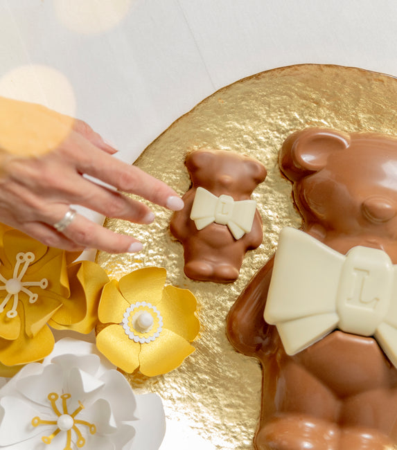 Festive duo of Ladurée Marshmallow Bears - Dulcey & Milk Chocolate