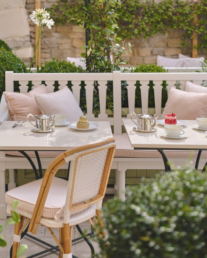 Ladurée terrace in Gordes