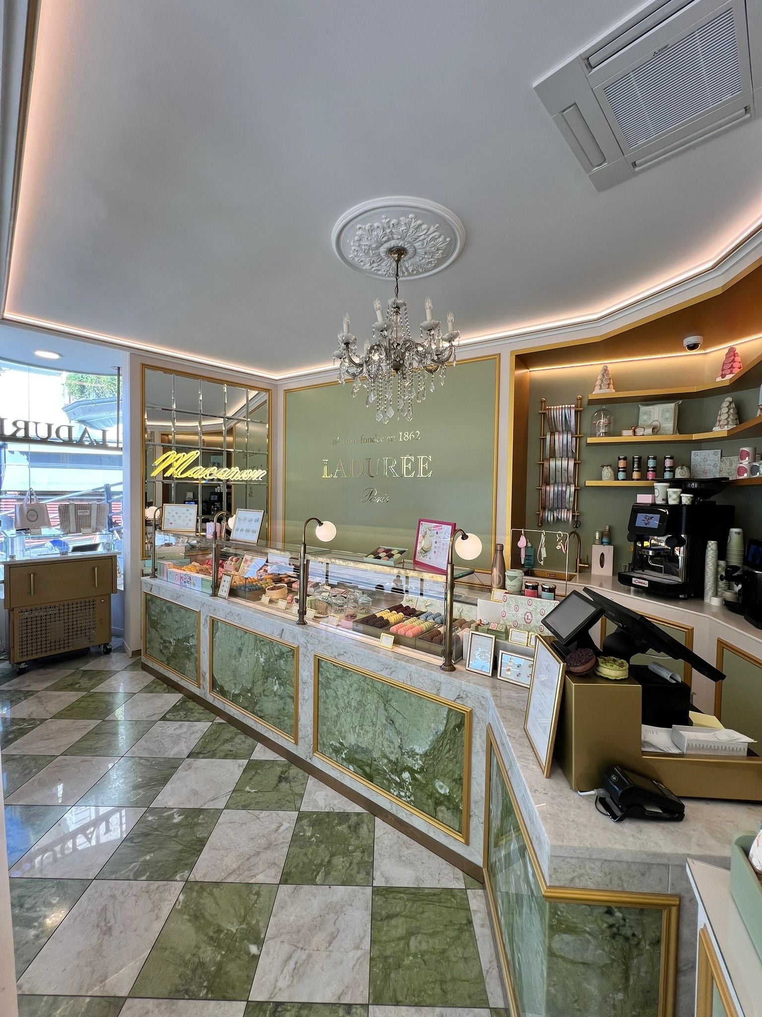 Ladurée Montreux
