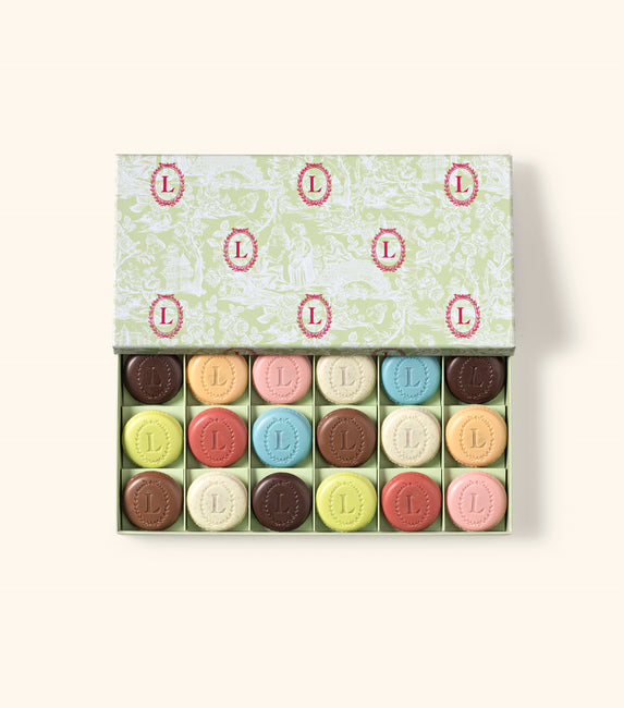 Gift box of 18 Eugénie "Iconic Selection"