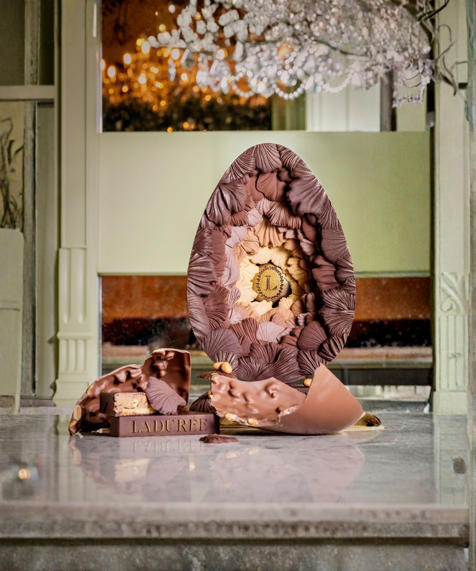 Easter - The Signature Flower Egg | La Maison Ladurée