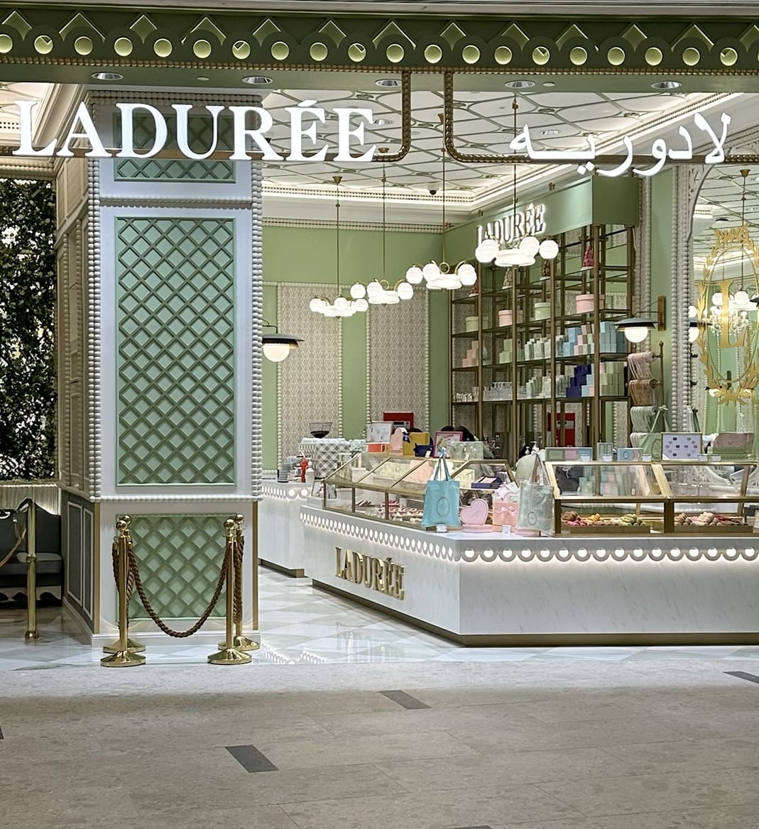 Ladurée Solitaire Mall